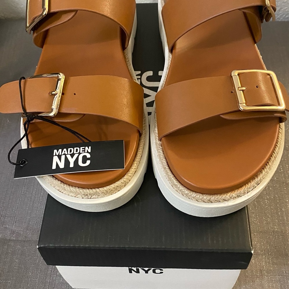 Steve Madden Brown Leather Double-Buckle Slide Sandals - Picture 4 of 4